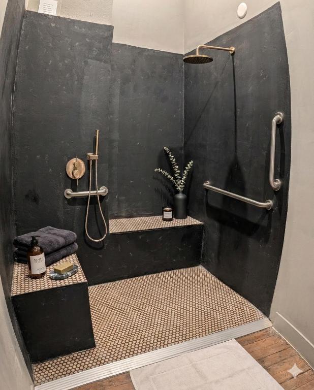The Well Hotel & Taproom - Deluxe Zimmer Mit Kingsize-Bett