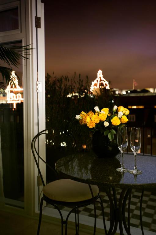 Claverley Court Apartments Knightsbridge - Çatı Katı Dairesi