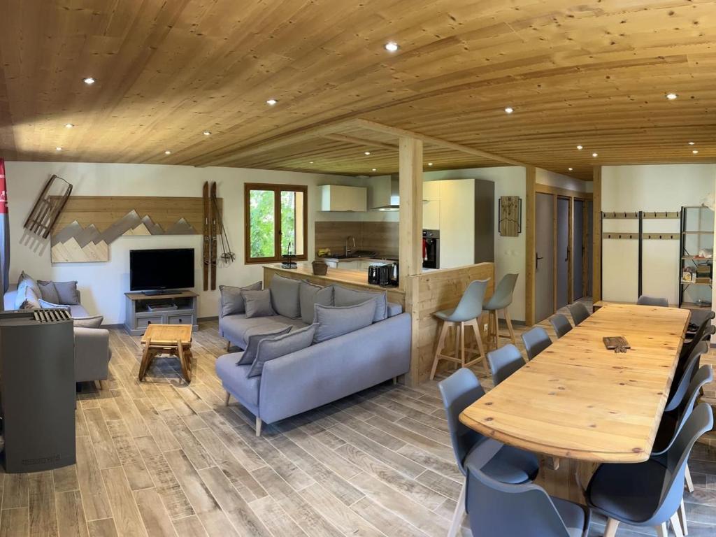 Chalet spacieux - 10 pers. - FR-1-676-252