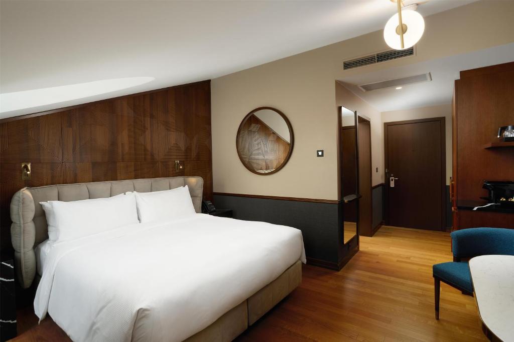 Iceland Parliament Hotel, Curio Collection By Hilton photo 5