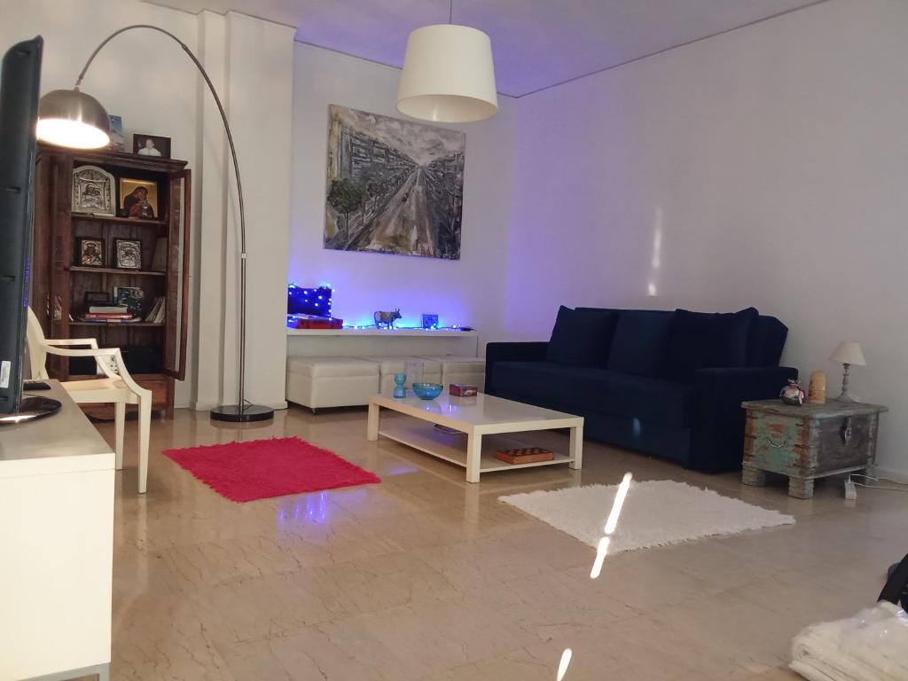 Central 2-Bedroom penthouse