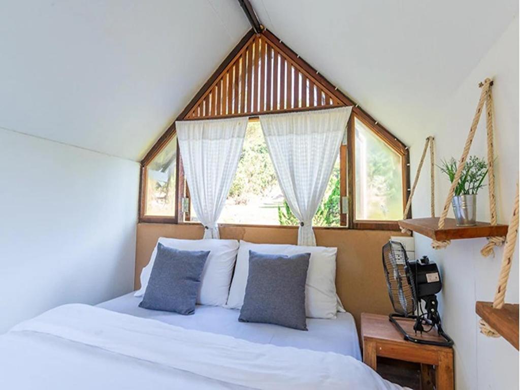 Lion Cafe Resort - Double Room With Patio