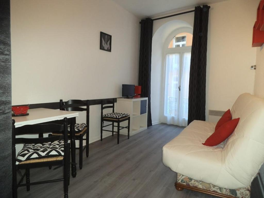 CAUTERETS studio