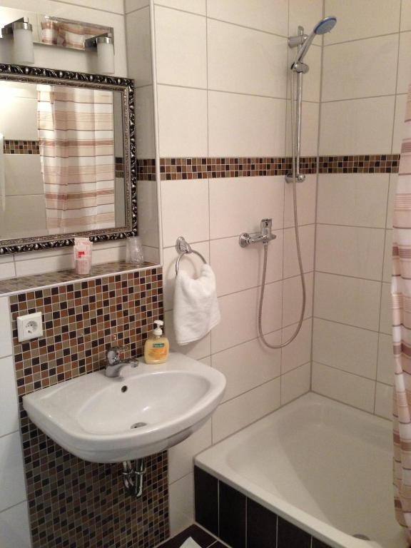 24-7 Stadthotel Stuttgart - Resim 13