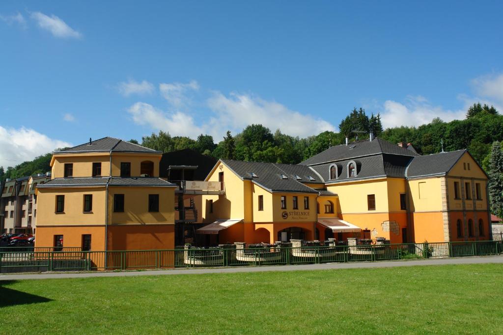 Budova, kde se hotel nachází