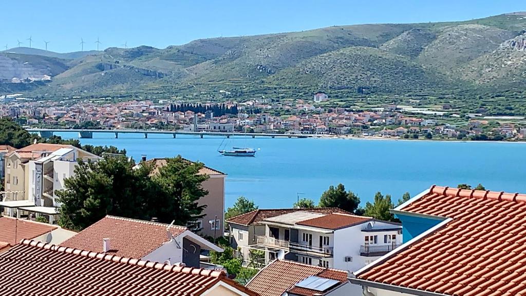 Adriatic Rose 1