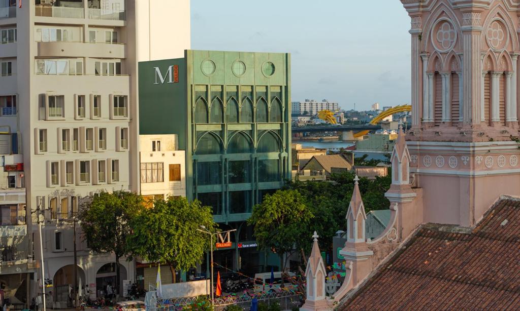 M Village Hotel Da Nang Centre – Free Laundry and Kitchen