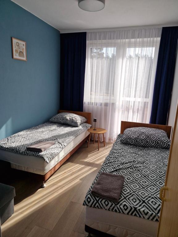 Usługi Noclegowe i Gastronomiczne dla Ludności Robert Mielcarek - Habitación Pequeña Con 2 Camas Individuales