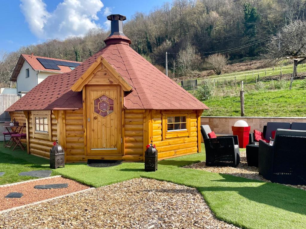 Kota COSY avec jaccuzzi inclus et sauna en option