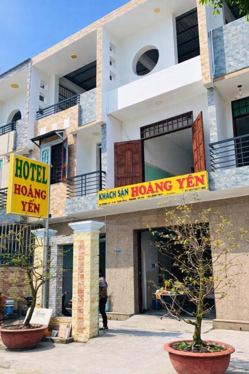 Khách sạn Hoàng Yến