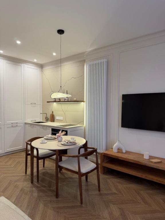FID B' Home - Studio Élégance Haussmannienne – photo 5
