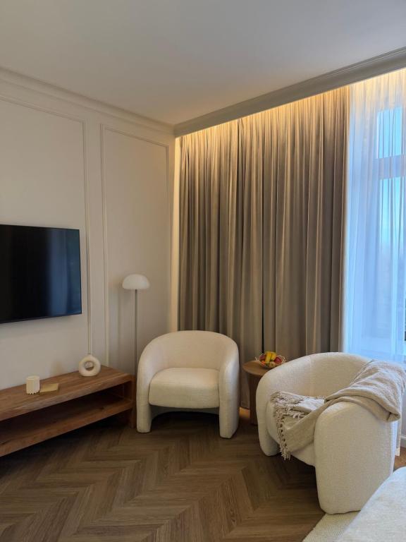 FID B' Home - Studio Élégance Haussmannienne – photo 7