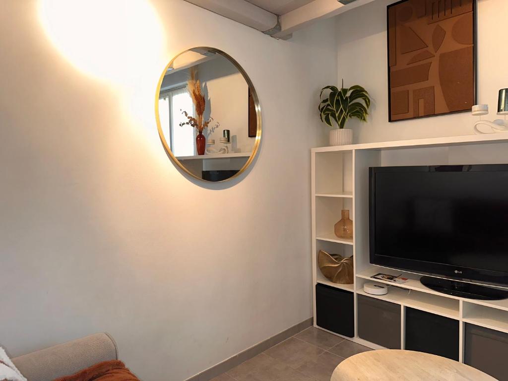 Le Cocon de Garons, Centre & Aéroport - One-Bedroom Apartment