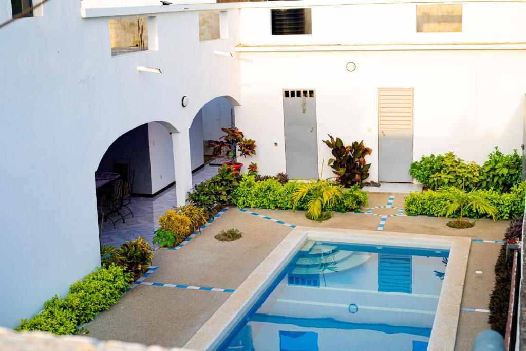 MARONE Villa