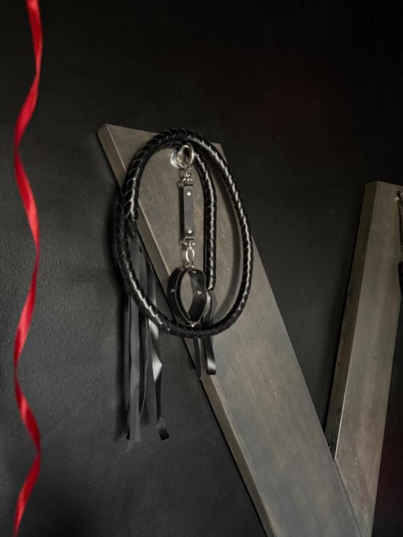 Lindomptable love room