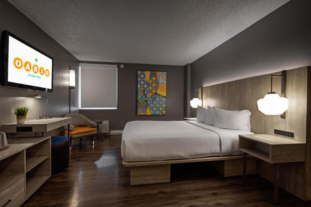 Oasis at Gold Spike - 