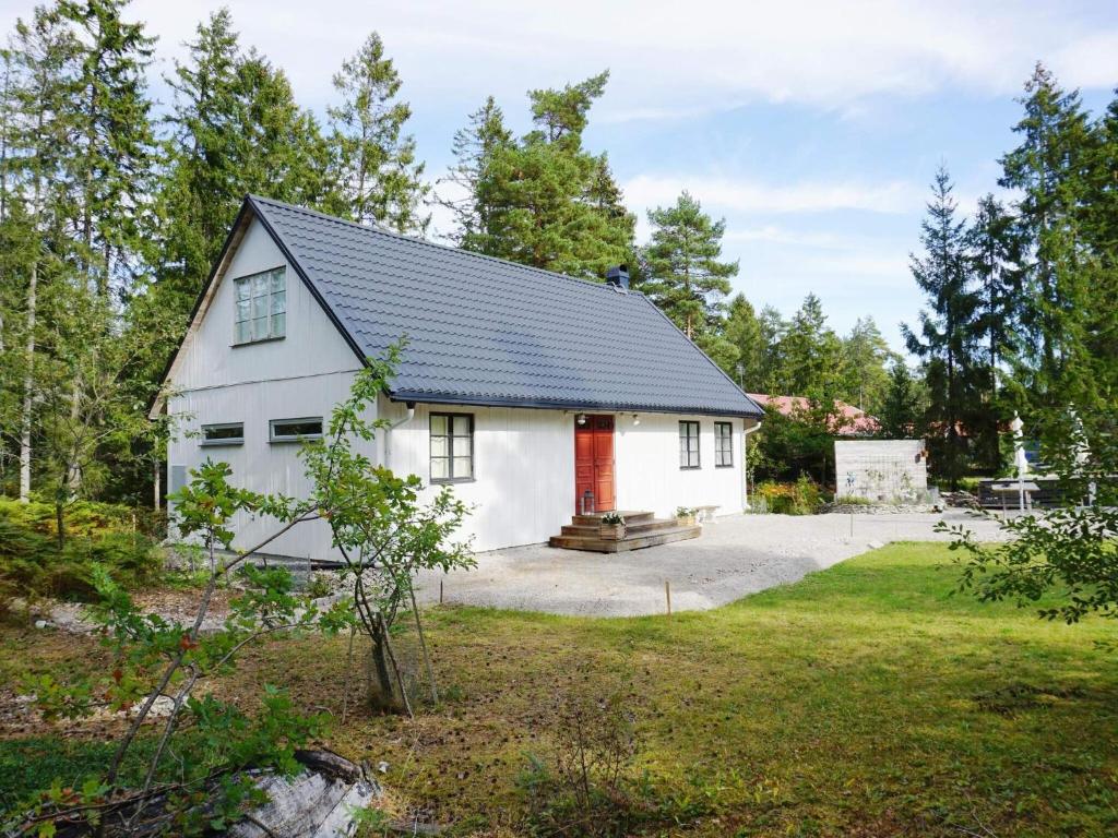 Gallery image of 4 person holiday home in SLITE in Slite