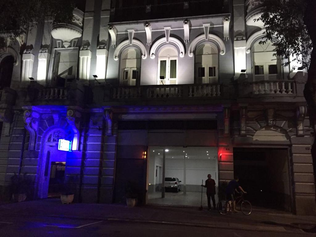  Hotel Hostal (Adults Only)