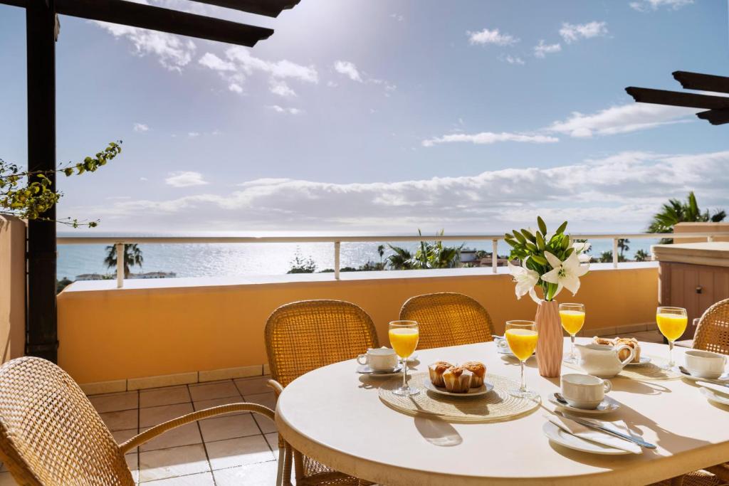 Malibu Mansions Apartments by Alfresco Stays