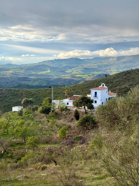 El Cielo, Cortijo en el corazón de las montañas