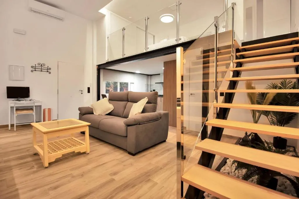 Moderno loft en el corazón histórico de Estepona - CASA PEPITA 17