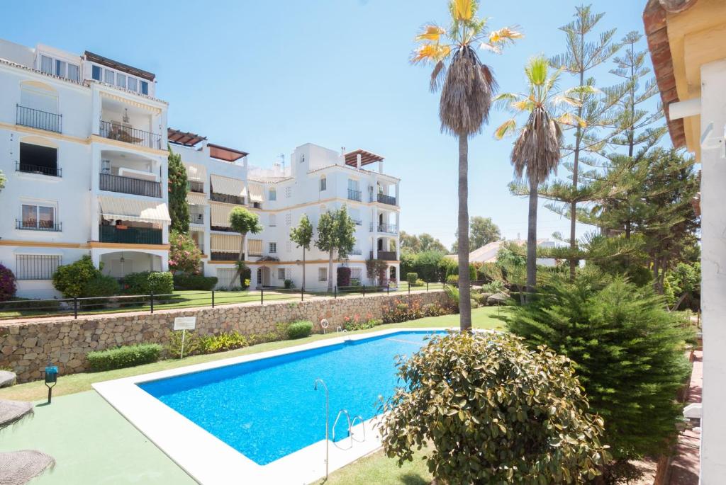 Apartamento con piscina cerca del golf en Atalaya - ATALAYA DEL GOLF 31