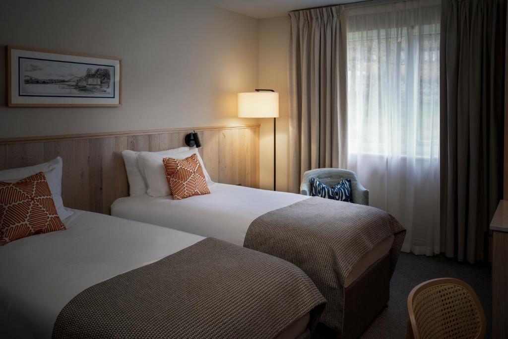 North Lakes Hotel and Spa - 