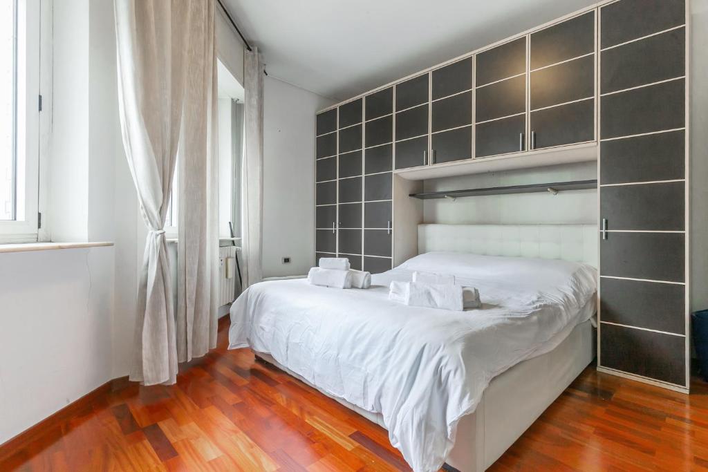 New Milan Apartment Near Central Station 3 Bedroom