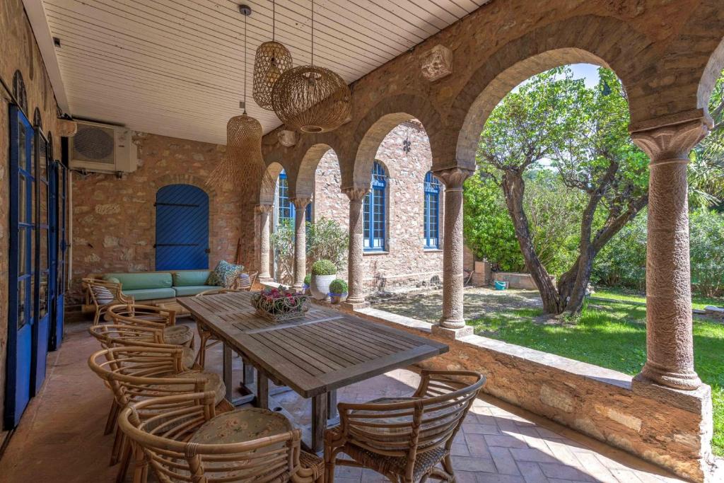 Manoir de Duke II - Piscine, patio, clim, parking