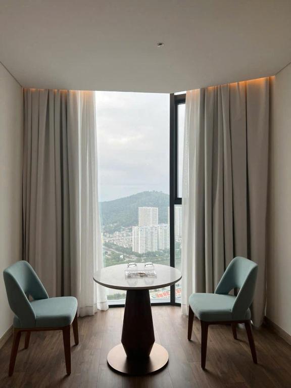 Tomstay Residence by A la Carte Ha Long photo