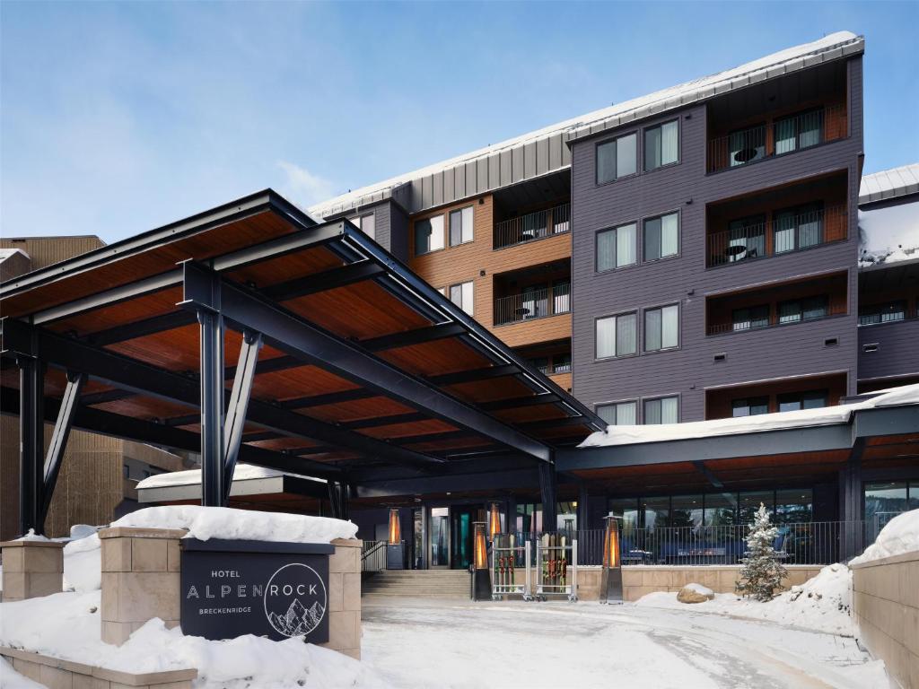 Hotel Alpenrock Breckenridge, Curio Collection by Hilton
