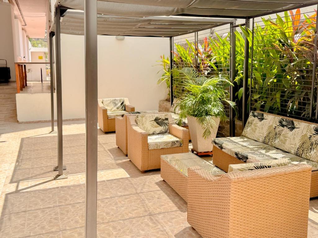 Apartamentos frente a la playa Palanoa Rodadero - By Bedviajes