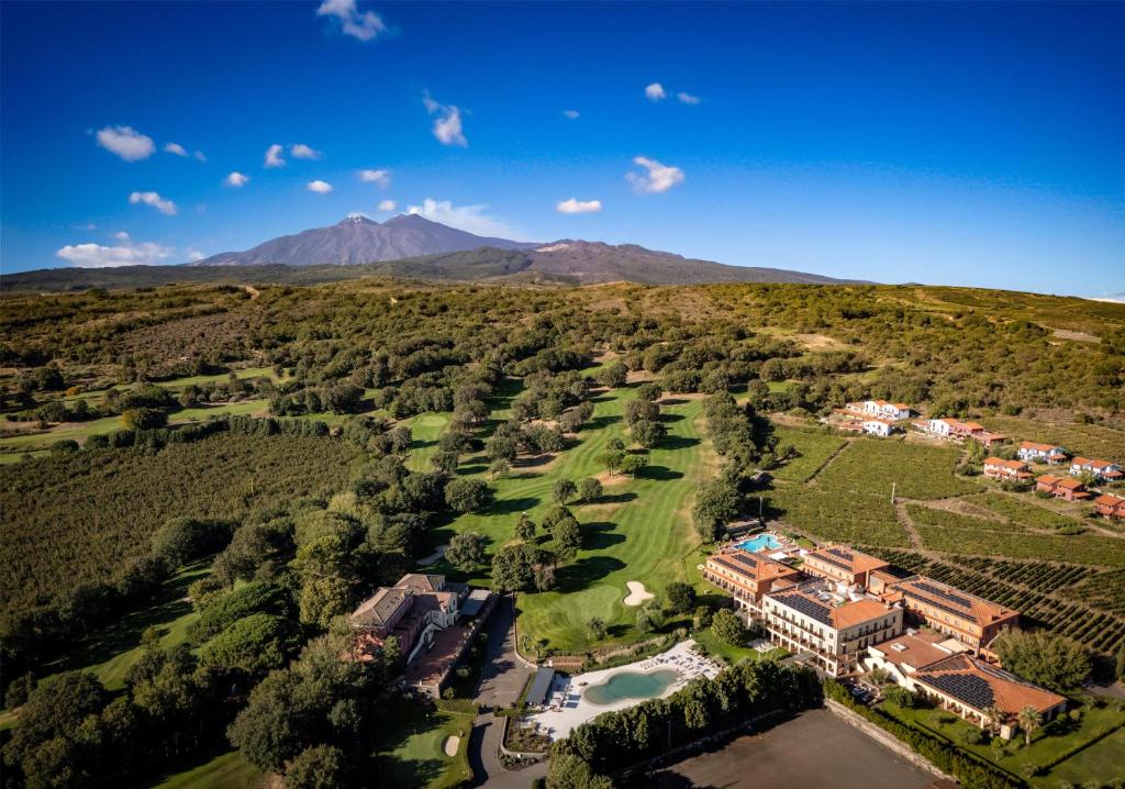 Picciolo Etna Golf Resort & Spa, Curio Collection by Hilton - Housity