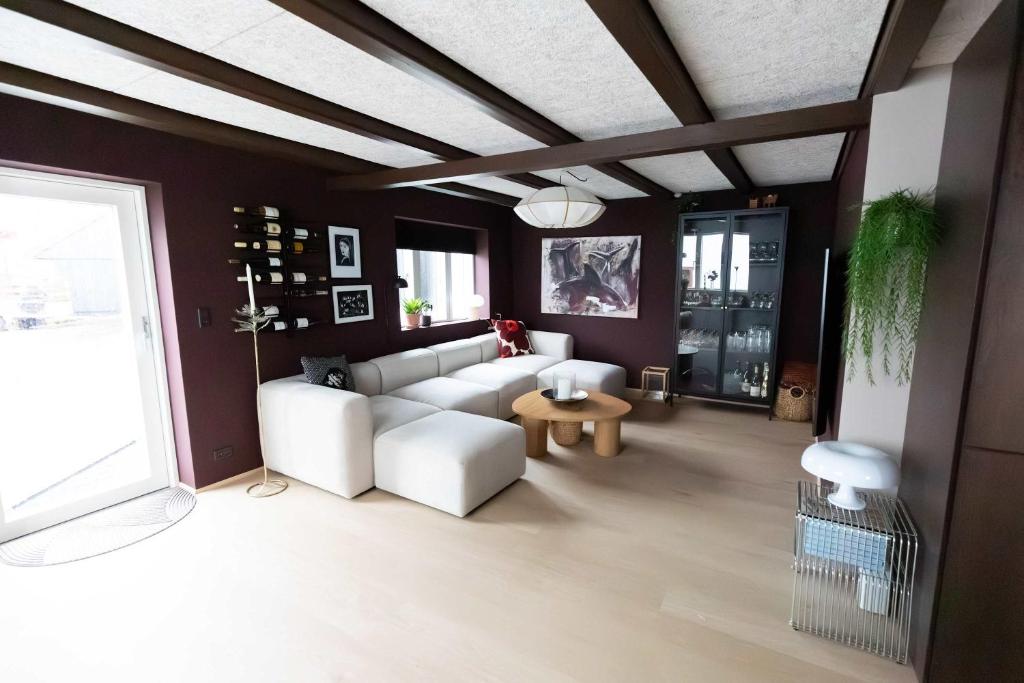 Luxury Heritage House in Gjogv