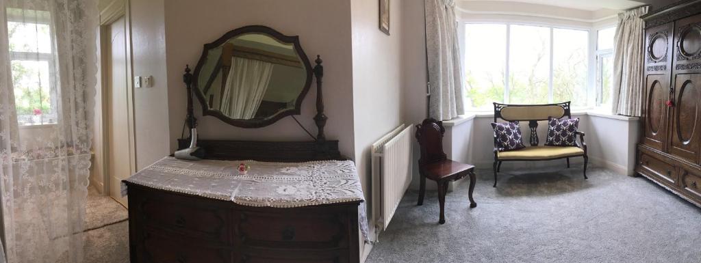 Langtoft Manor - Deluxe Double Room With Bath