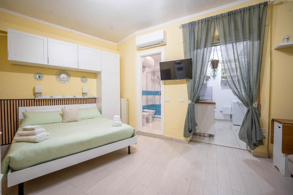 Luli House Napoli - Studio Apartment