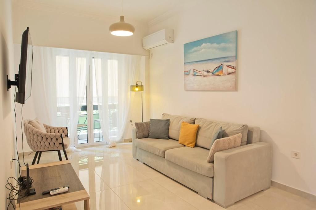 Alimos Modern Haven 1BR Apartment