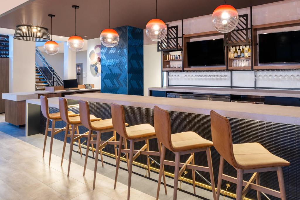 Atwell Suites Denver Airport - Tower Road by IHG photo