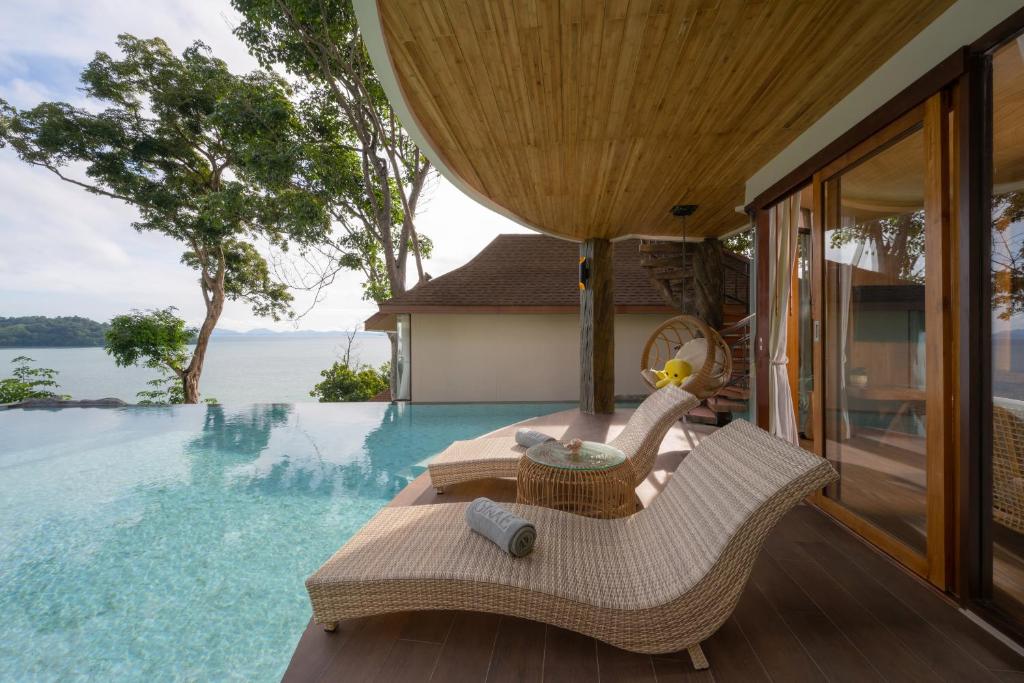 SINAE Phuket Luxury Hotel photo