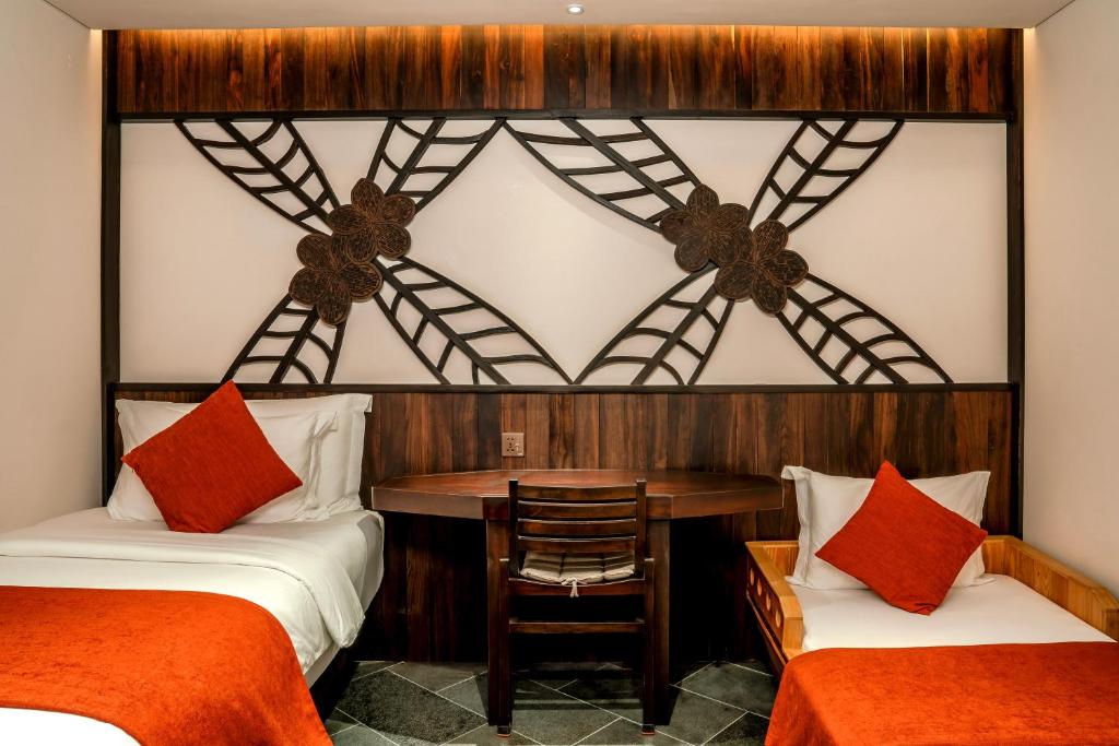 Junior Suite Garden View with Children Themed Room