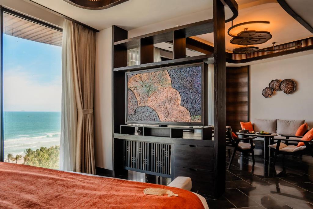Suite Sea View with Children Themed Room