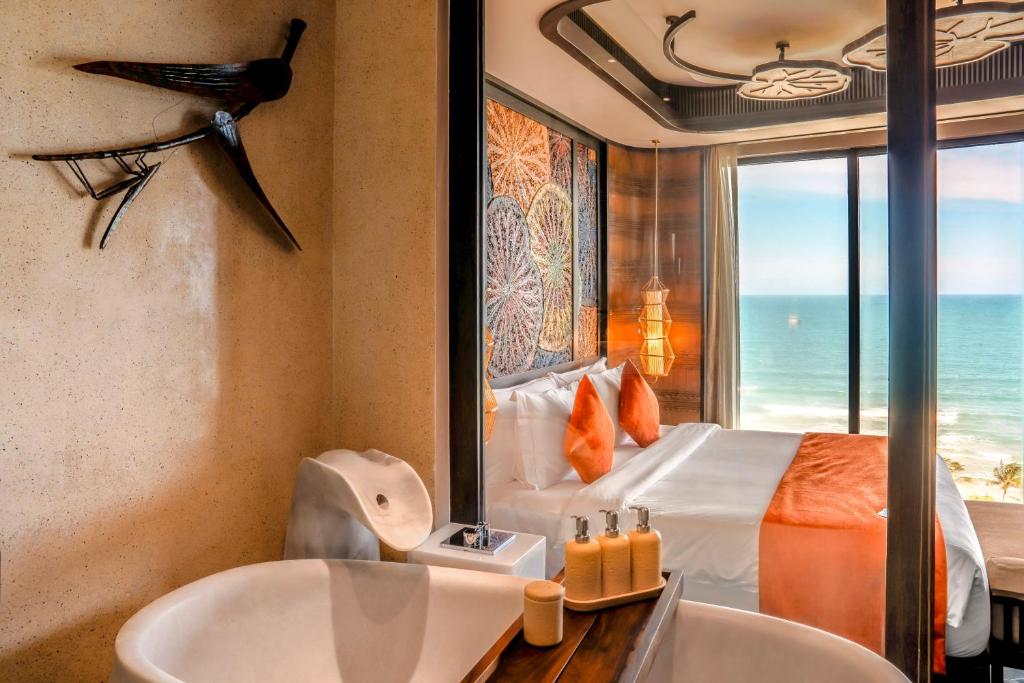 Suite Sea View with Children Themed Room