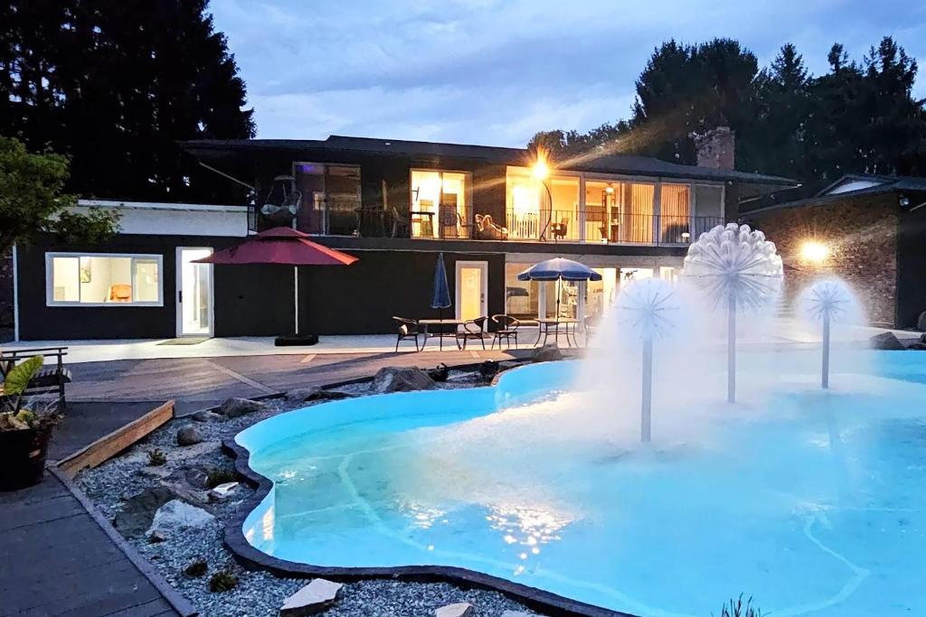 Interurban Suites Hotel, a Dazzler Select by Wyndham photo