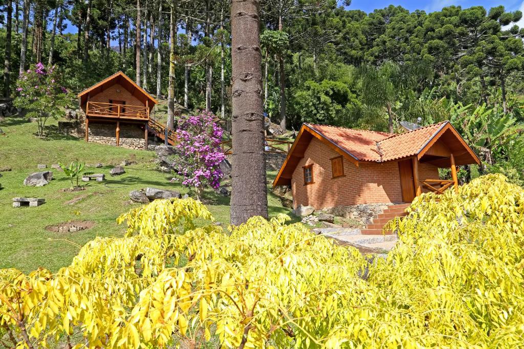  Chalés Araucária e Manacá
