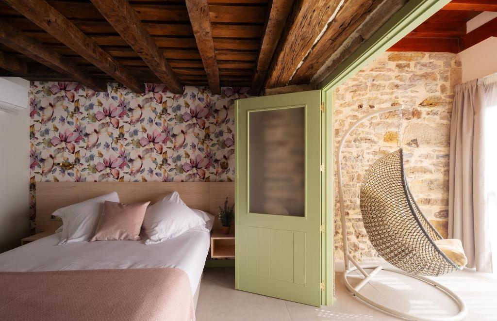 VALGALA Hotel Rural - Habitación Triple Con Balcón