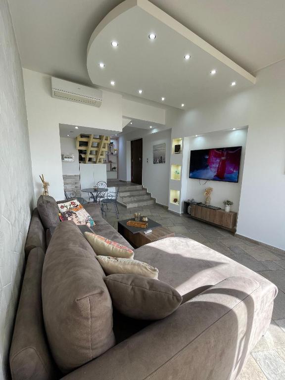 Duplex at Solemar resort, totally renovated, pools, tennis, basketball, football