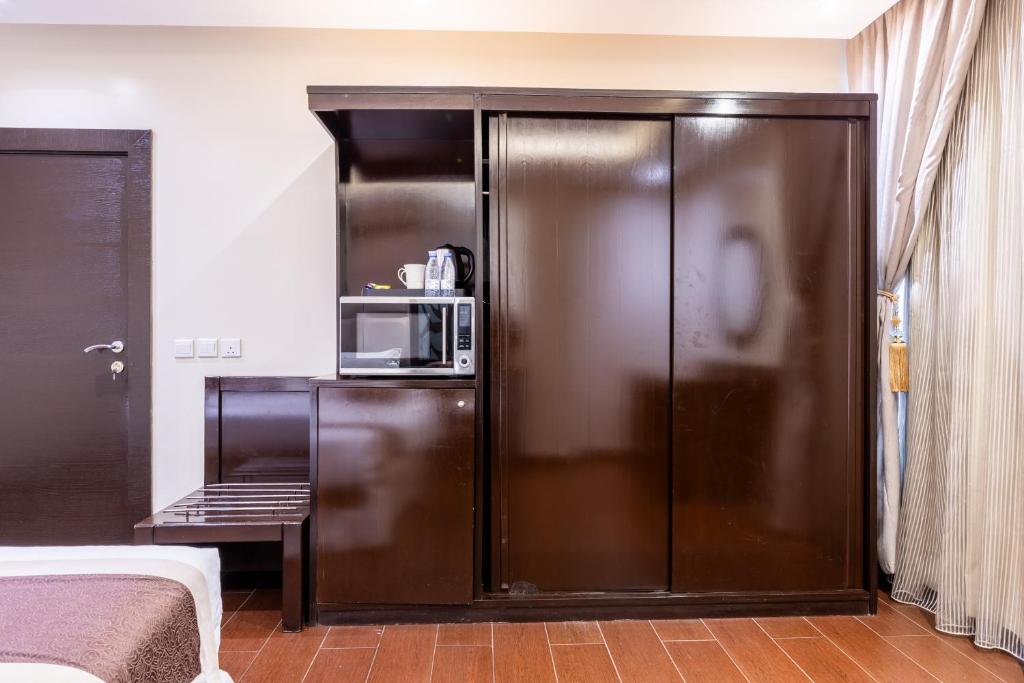 ALMUHAIDB RESIDENCE ALMALAZ
