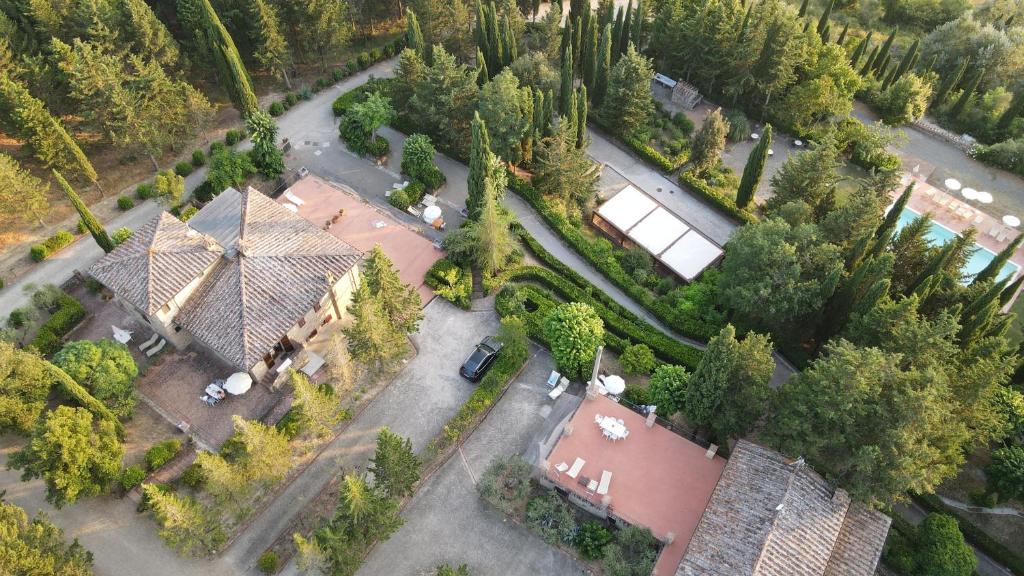 Podere Mezzastrada - Place of Charme