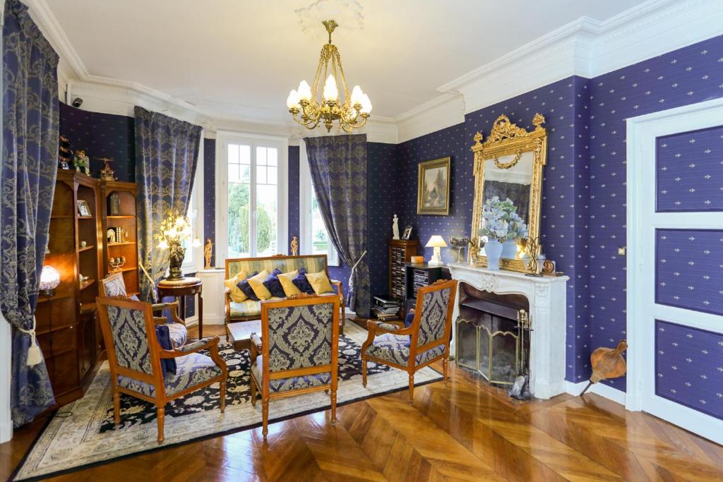 Posezení v ubytování Chateau de Quesmy