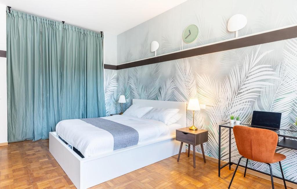Torre Velasca - Duomo 5 min walk - 2 Bedrooms with 2 Bathrooms